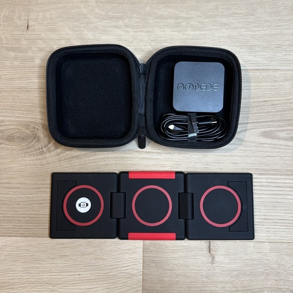 Ampere - Unravel 3-in-1 Foldable Travel Wireless Charger EUC - Picture 1 of 5